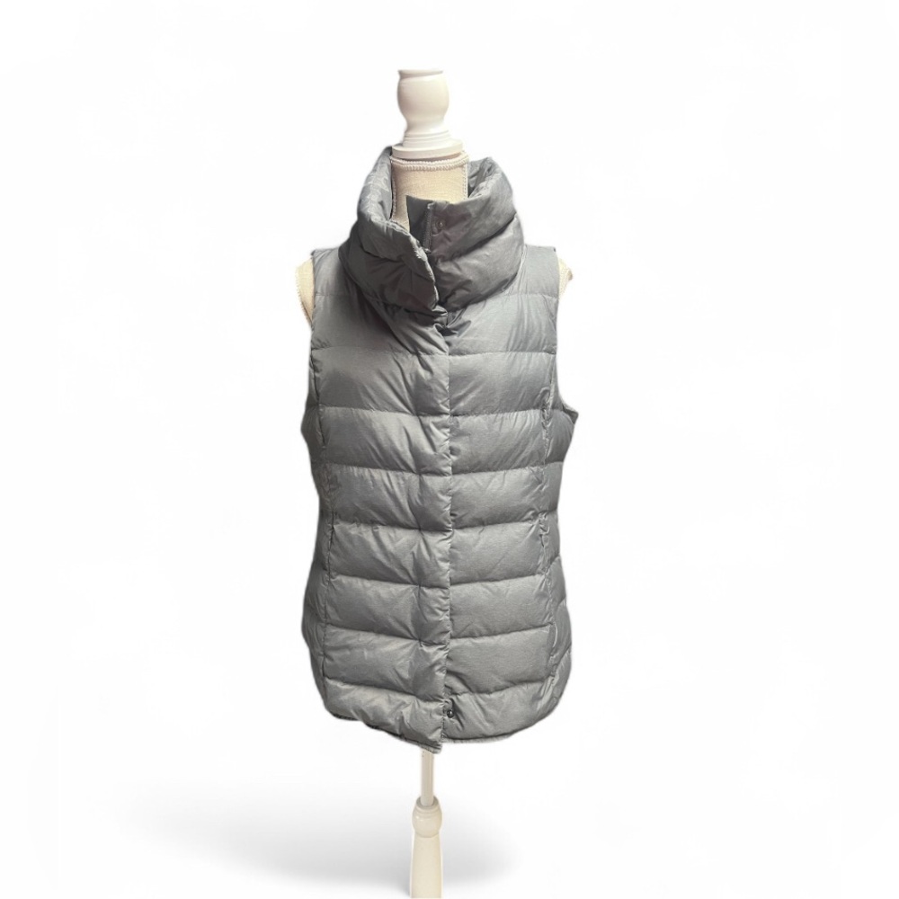 Eileen‎ Fisher down vest